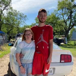 Meet your Posher, Whitney